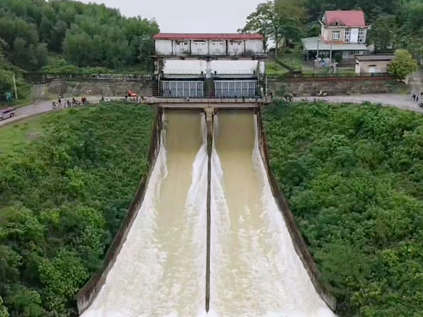 Hà Tĩnh khẳng định hồ Kẻ Gỗ giúp giảm lũ ở hạ du